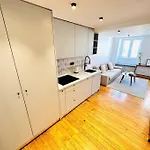 Apartmán Center Flat For 6 Pp
