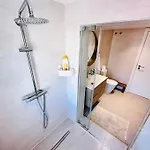 Apartmán Center Flat For 6 Pp