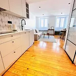 Center Flat For 6 Pp Apartmán