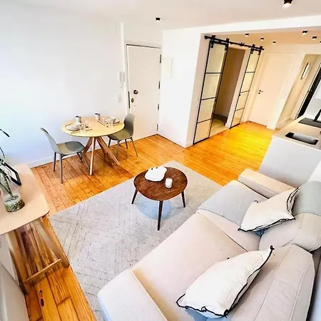 Apartment Center Flat For 6 Pp