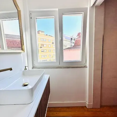 Center Flat For 6 Pp