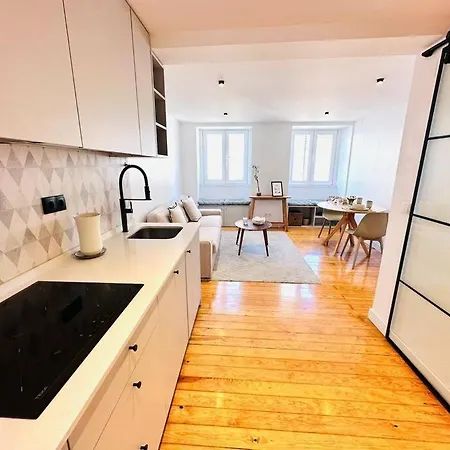 Center Flat For 6 Pp Appartamento Lisbona