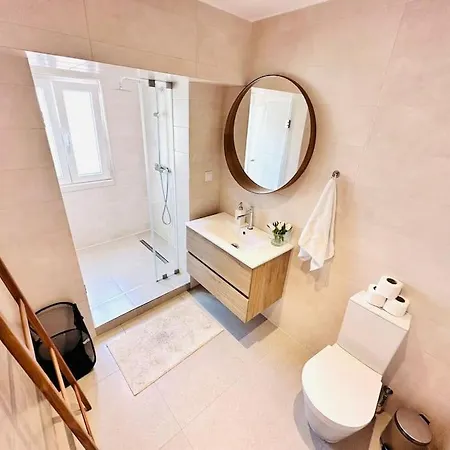 Center Flat For 6 Pp * Lissabon